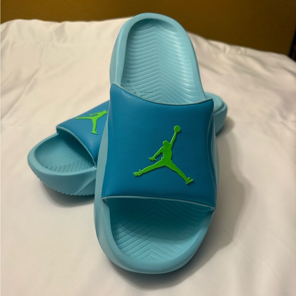 Nike Air Jordan franchise chlorine blue/Copa slides size 13